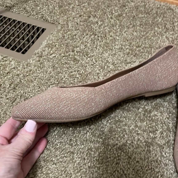 Old Navy rose gold flats - Picture 2 of 3